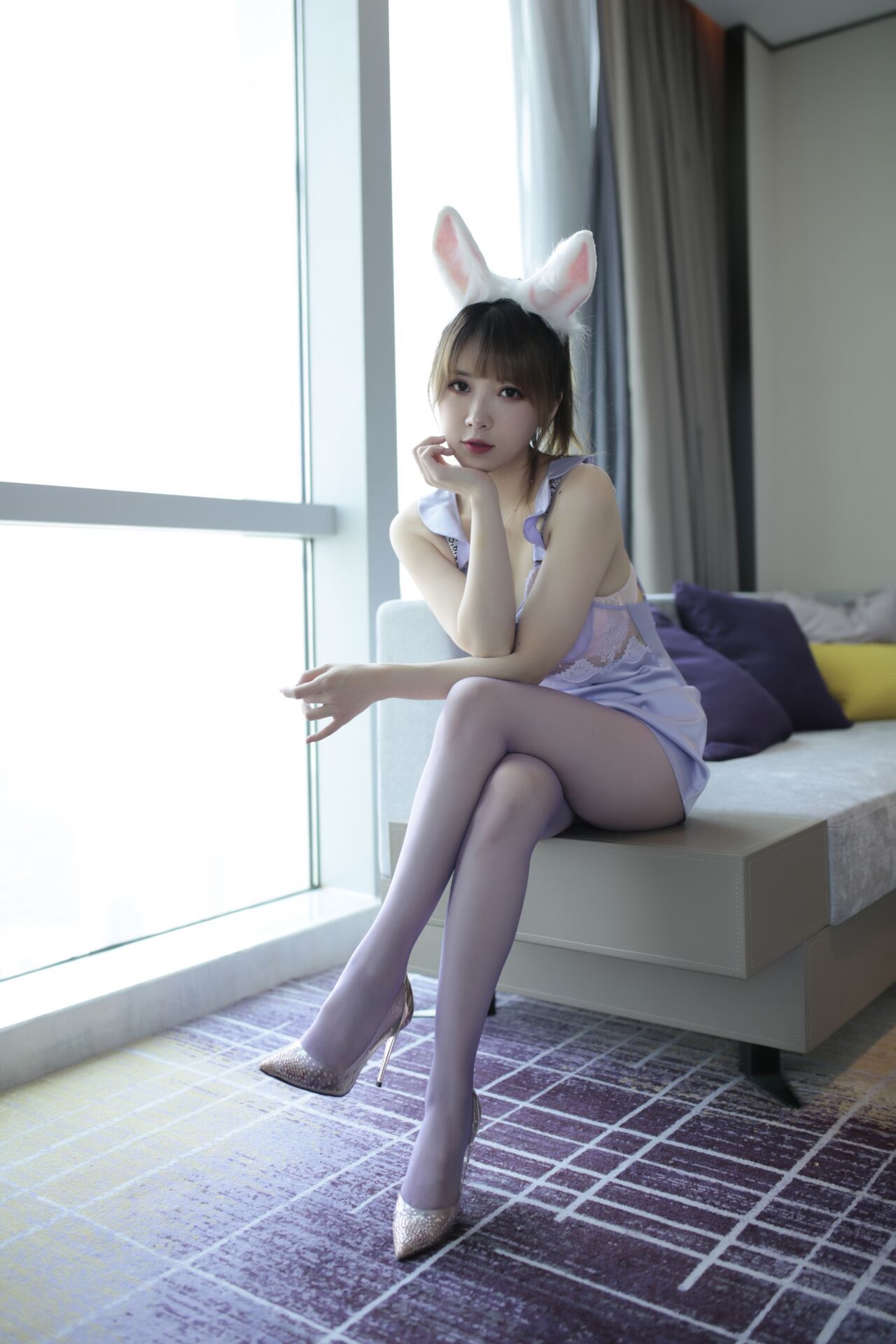 [福利COS] 斗鱼主播小女巫露娜 - 粉紫兔兔/37P