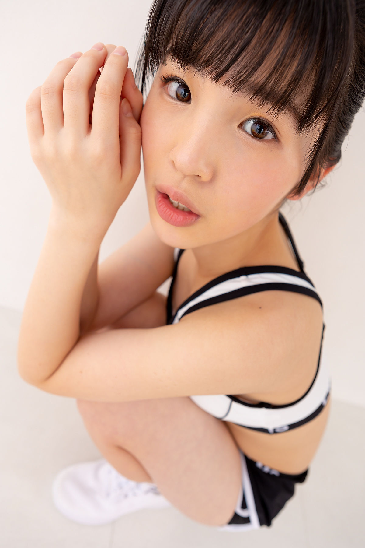 [Minisuka.tv] Ami Manabe 眞辺あみ - Fresh-idol Gallery 67/43P